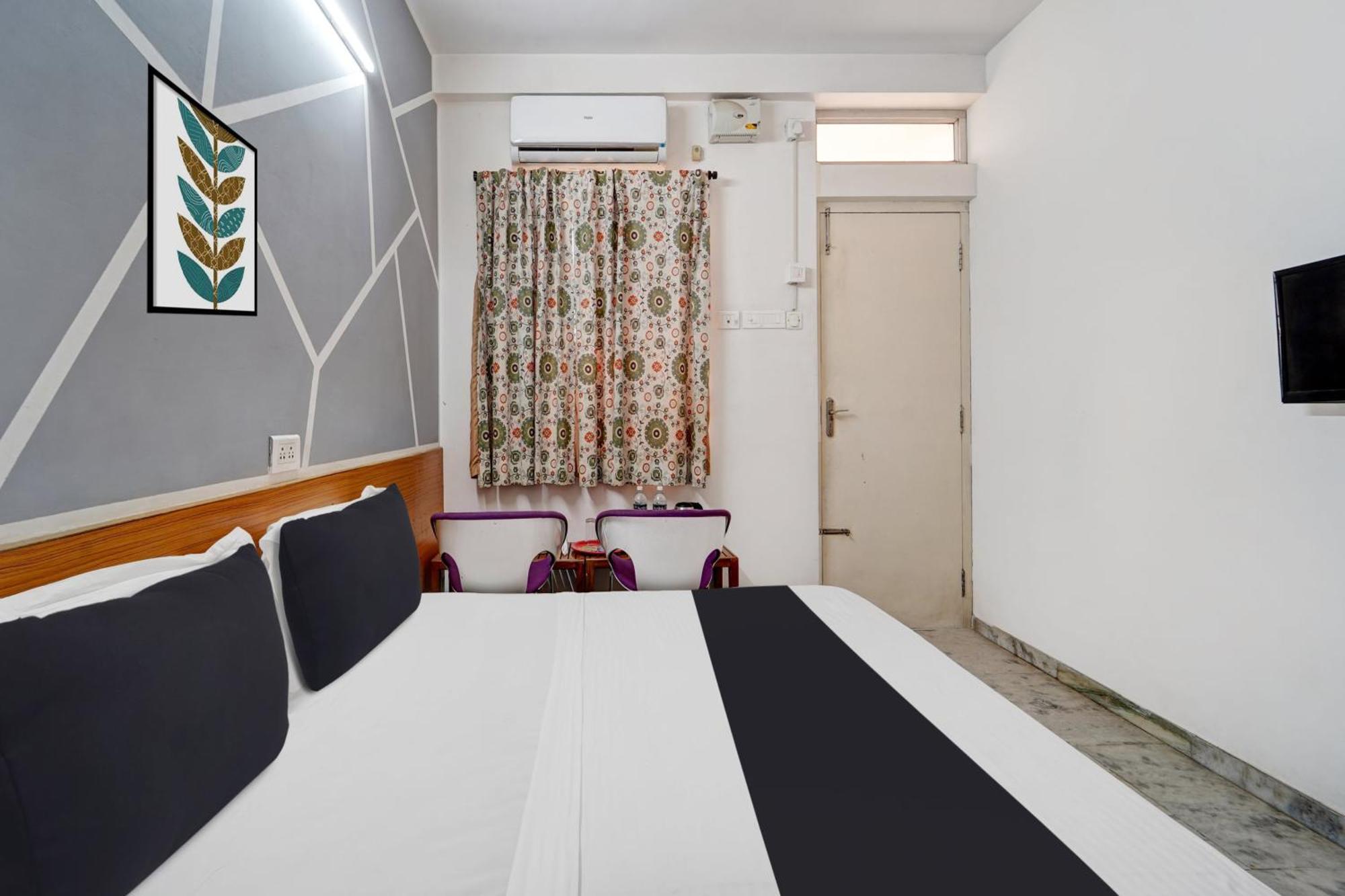Super Townhouse Sundarapuram Hotel Kojambuttúr Kültér fotó